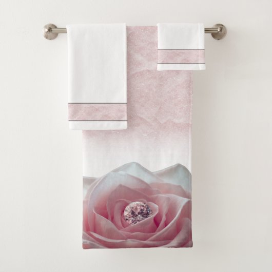 Roze Roos & Diamant Elegant Bad Handdoek (Insitu)