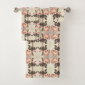 Roze Roos van vuilnisbakken Bad Handdoek (Insitu)