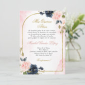 Roze Rose Quinceanera uitnodiging in het Spaans (Staand voorkant)