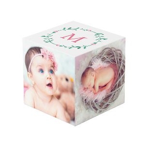 Roze Rosebud Wreath Monogram Baby Foto Kubus