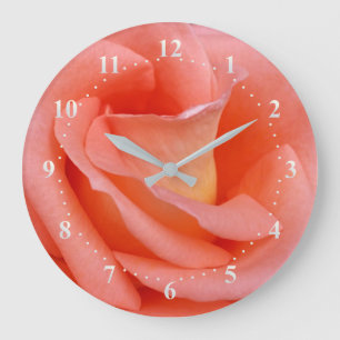 roze roze rozenbladen grote klok