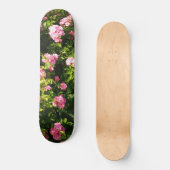 Roze rozen in bloei skateboard (Voorkant)