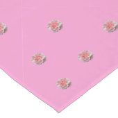 Roze rozen op roze korte tafelloper (Hoek)