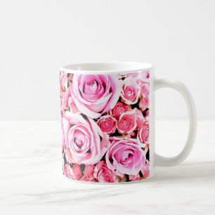 Roze rozenboeket koffiemok