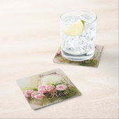 Roze rozenmandje vierkante kartonnen onderzetter (Insitu)