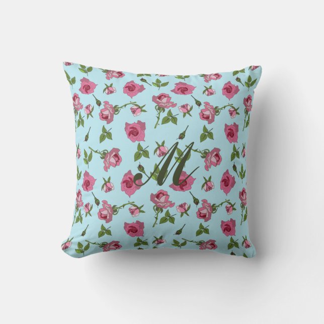 Roze rozenpatroon op blauw monogram Sierkussen (Voorkant)