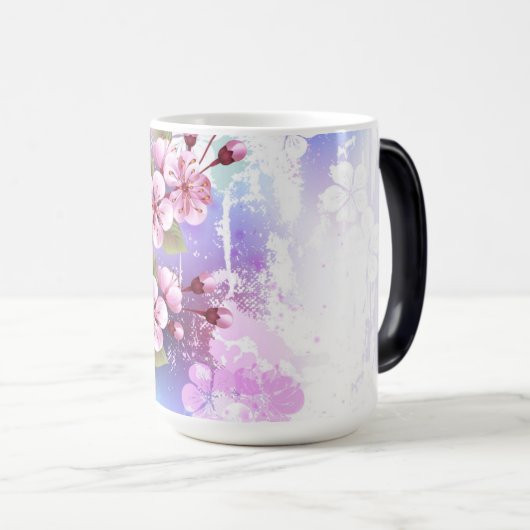 Roze Sakura op geschilderde achtergrond Magische Mok (Voorkant rechts)