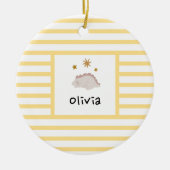 Roze slapy Baby Dino | Gele Stripe Modern Keramisch Ornament (Voorkant)