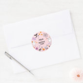 Roze Spooky One Schattige Ghost Halloween 1st Birt Ronde Sticker (Envelop)