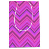 Roze strepen zigzagpatroon medium cadeauzakje (Voorkant)