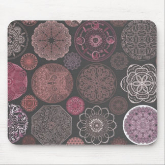 Roze stuurt ze naar congregatie en muismat