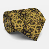 Roze suikerschedel in zwart-wit stropdas (Opgerold)