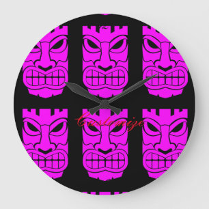 Roze tiki sculptuur Thunder_Cove Grote Klok