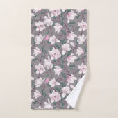 Roze Tinged Magnolias op Taupe Bad Handdoek (Handdoek)
