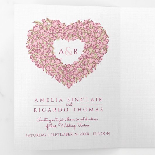 Roze tulpen florale hartkunst monogram bruiloft drieluik uitnodiging (Binnenzijde eerst)