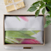 Roze tulpen met groene bladeren Foto Tissuepapier (Geschenk)