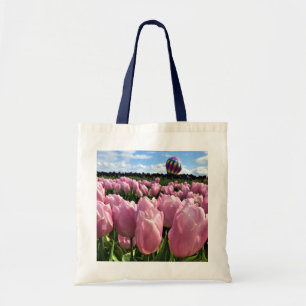 Roze Tulpveld met luchtballon, Oregon Tote Bag