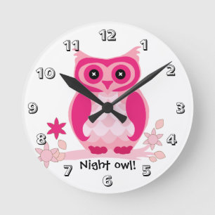 Roze uil ronde klok