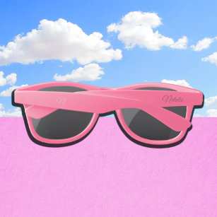 roze vaste kleur, monogrammen zonnebrillen