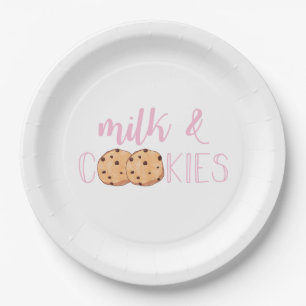 Roze verjaardagsfeestje met melk en koekjes papieren bordje