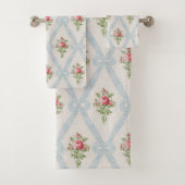 Roze Victoriaans Rozen met blauw lintrooster Bad Handdoek (Insitu)