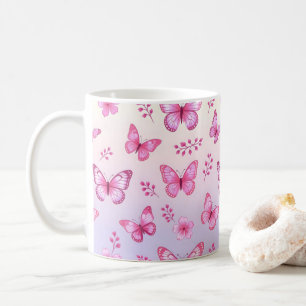 Roze vlinders en bloemenpatroon koffiemok