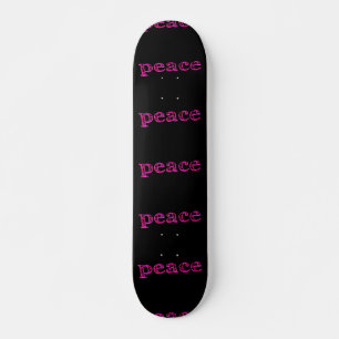 roze vrede in zwart skateboard