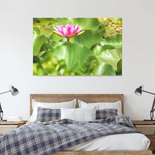 Roze Water Lily Canvas Afdruk (Insitu (Slaapkamer))