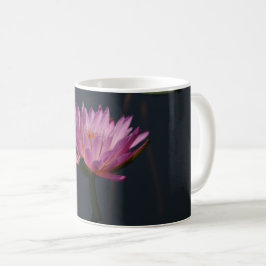 Roze waterlily koffiemok