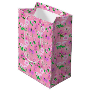 Roze waterverf bloemen op roze medium cadeauzakje
