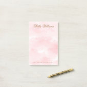 Roze waterverf romantische scriptnaam post-it® notes (Op bureau)