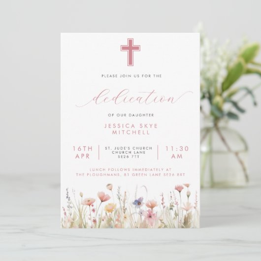 Roze Wildbloemen Cross & Script Baby Toewijding in Kaart (Staand voorkant)