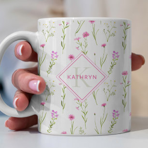 Roze Wilde Bloem Geïllustreerd Monogram Koffiemok