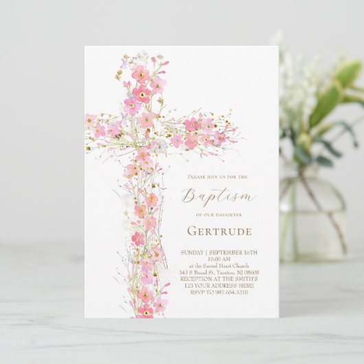 roze wilde bloemen kruis doop uitnodiging (Staand voorkant)