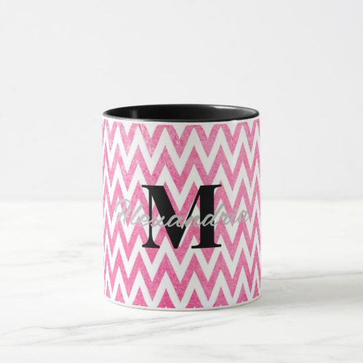 Roze witte Chevron-monogram Mok (Midden)