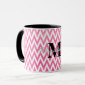 Roze witte Chevron-monogram Mok (Voorkant links)