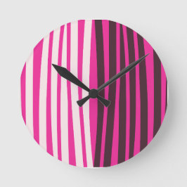Roze witte en zwarte verticale strepen ronde klok