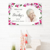 Roze witte Floral 60th Birthday Welkom Spandoek (Insitu)
