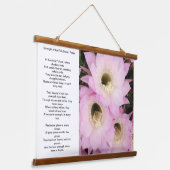 Roze woestijnbloemblaadjes hangend wandkleed (Gebogen)