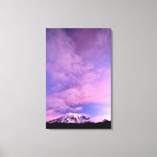 Roze wolken boven Mount Rainier Canvas Afdruk (Voorkant)