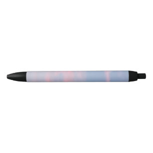 roze wolken zwarte inkt pen