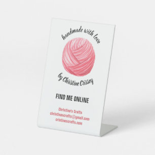 Roze Yarn Craft Crochet Uitsluitend handgemaakt Reclamebord Met Voetstuk