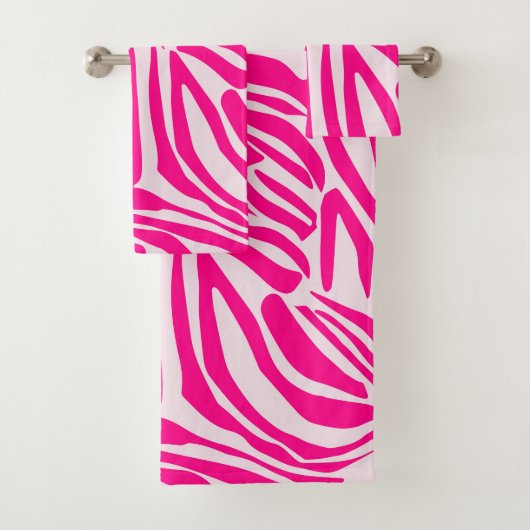Roze zebra print bad handdoek (Insitu)