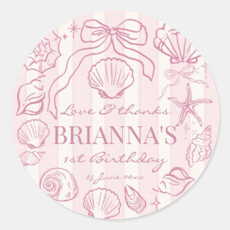 Roze zeeschelpen preppy strandmeisjes verjaardag f ronde sticker