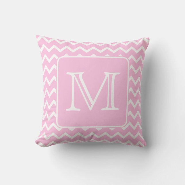 Roze Zigzags met aangepast monogram. Kussen (Voorkant)