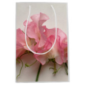 Roze zoete erwten dicht bij elkaar medium cadeauzakje (Voorkant)