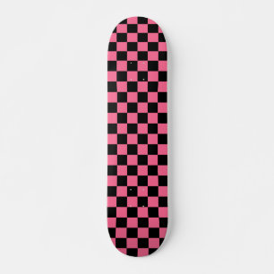Roze zwart geruit controlepatroon skateboard