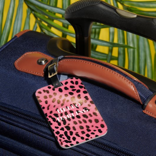 Roze Zwart Luipaard Print Abstract Bagagelabel (Voorkant Insitu 1)