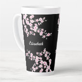 Roze zwarte Cherry Blossom Monogram Latte Mok (Linkerhoek)