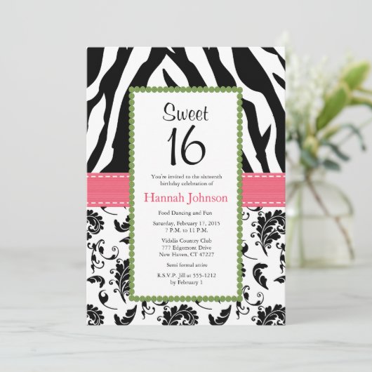 Roze zwarte Zebra Print Sweet Sixteen uitnodiging (Staand voorkant)